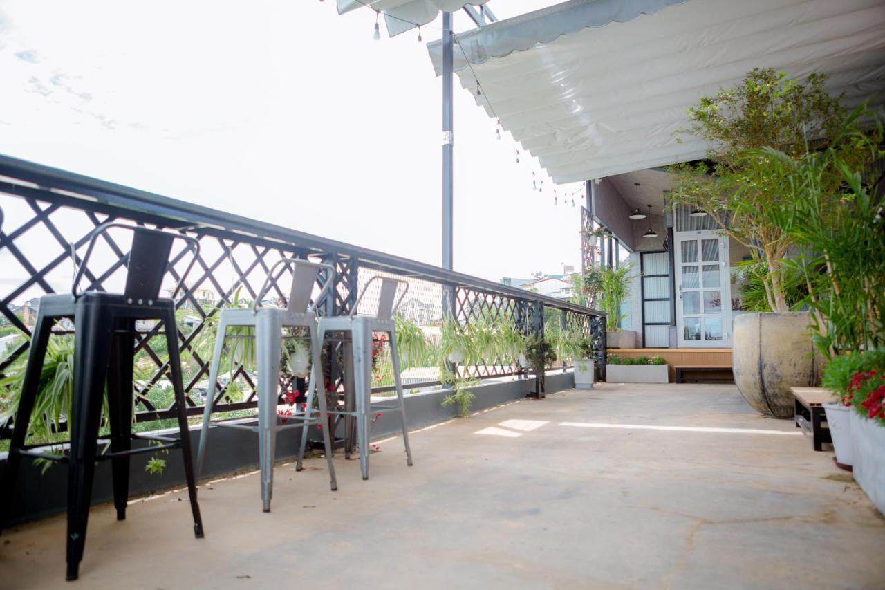 Steed Hotel דה לאט מראה חיצוני תמונה