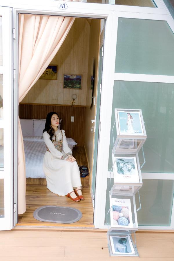 Steed Hotel דה לאט מראה חיצוני תמונה